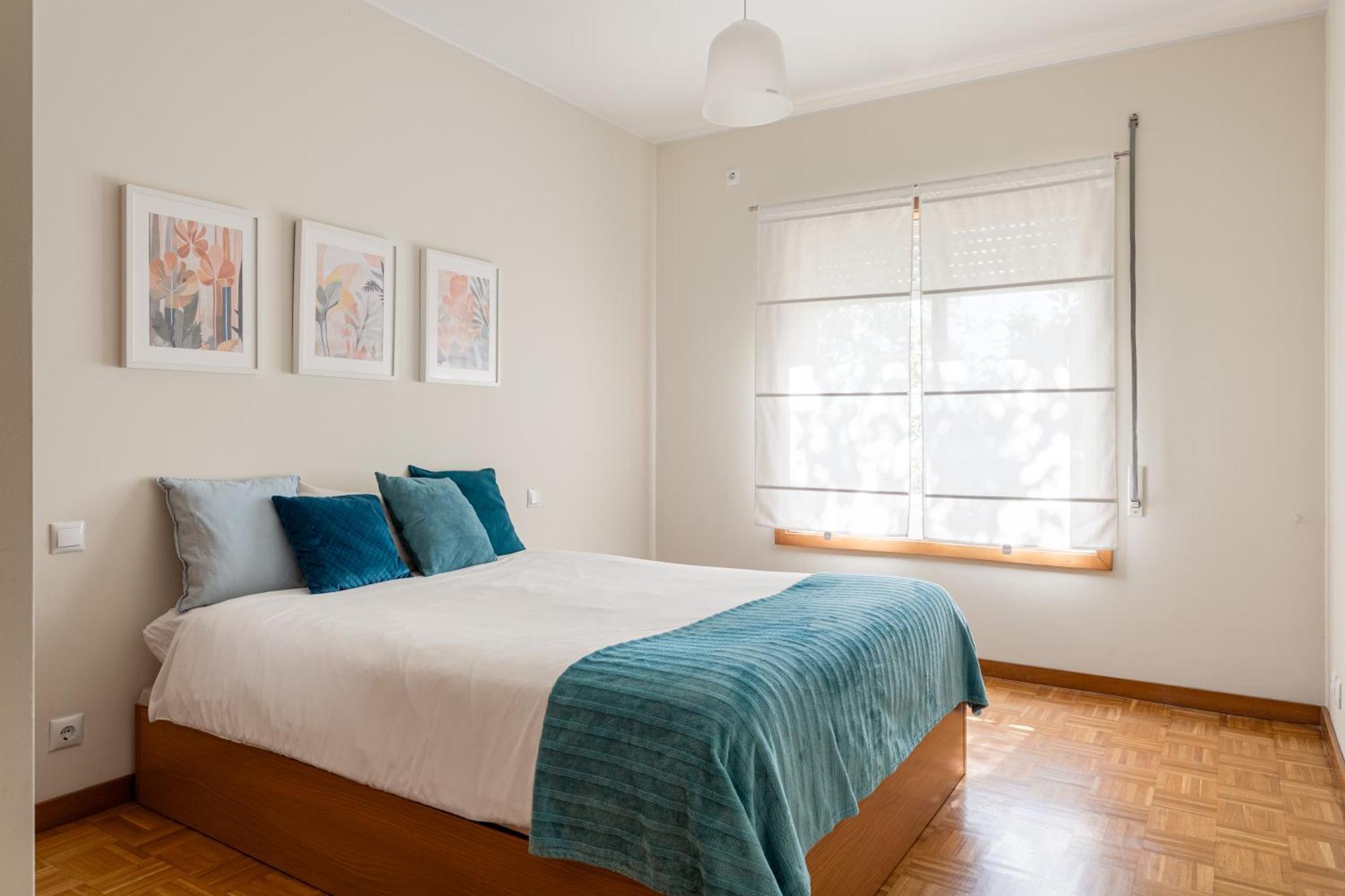 Joivy Stylish City Centre Flat With Parking Maía Dış mekan fotoğraf