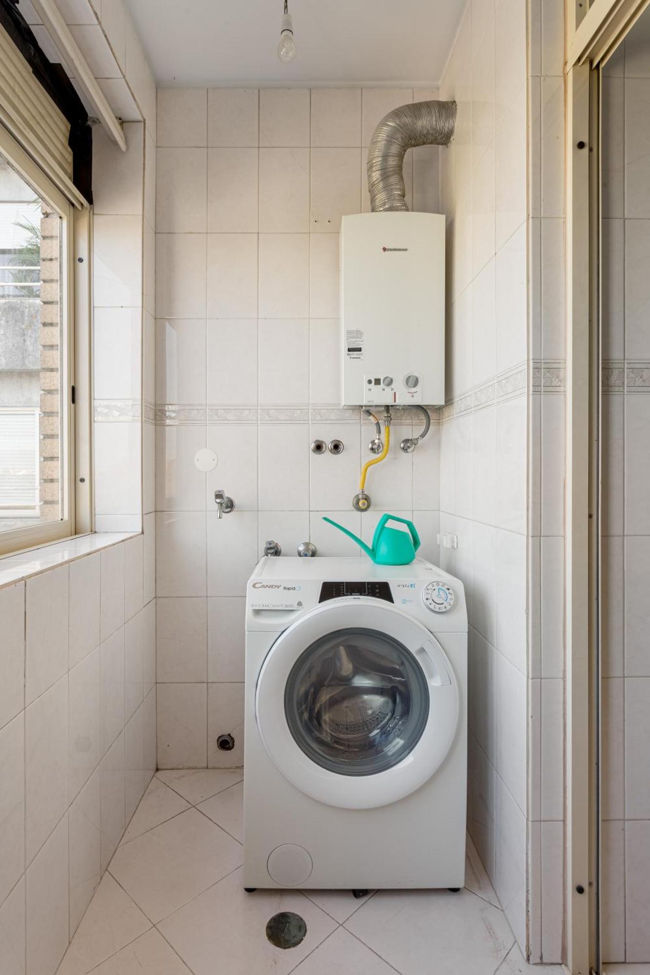 Joivy Stylish City Centre Flat With Parking Maía Dış mekan fotoğraf